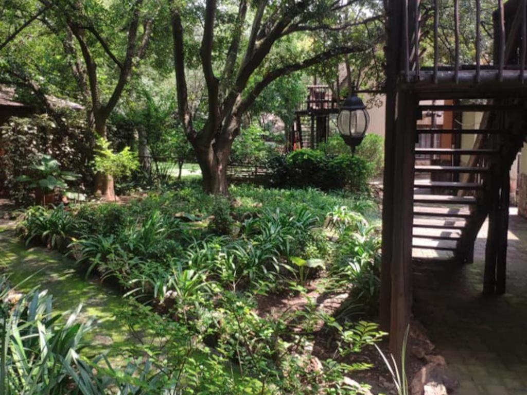 Lapalosa Lodge *